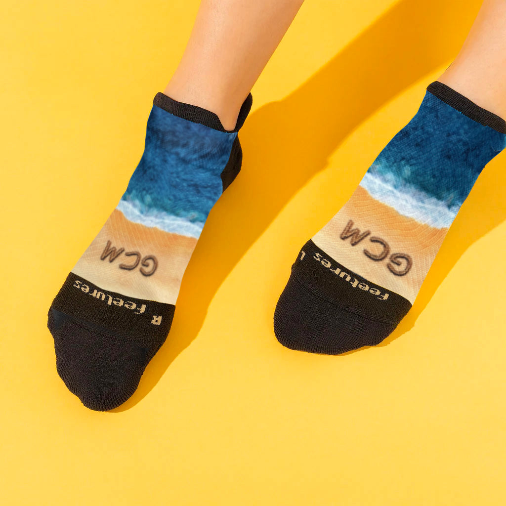 The Official Gold Coast Marathon Sock Elite Light Cushion No Show Ta